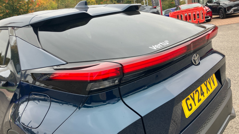 Toyota C-HR 1.8 Hybrid Design 5dr CVT Hybrid Hatchback